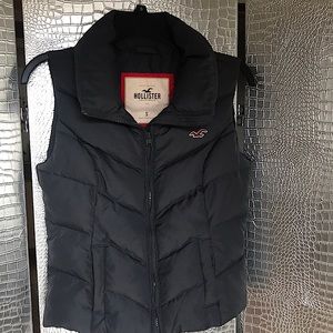 Hollister puffy down vest
